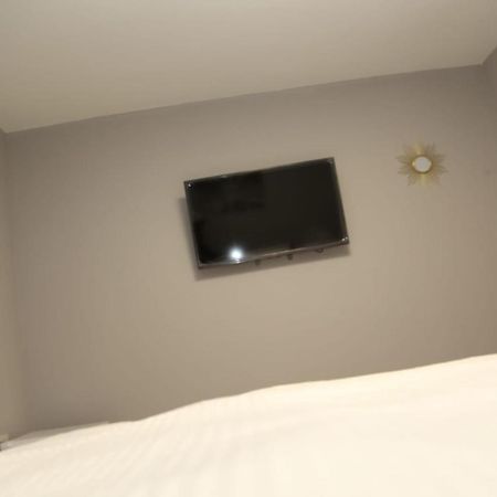 A A Guest Rooms Nightingale Chalet Лондон Екстериор снимка